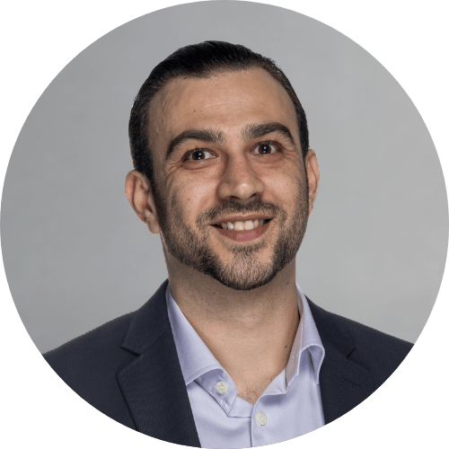 Headshot of Steve Eghbali, Senior Vice President of Finance and M&A at Aurora Payments.